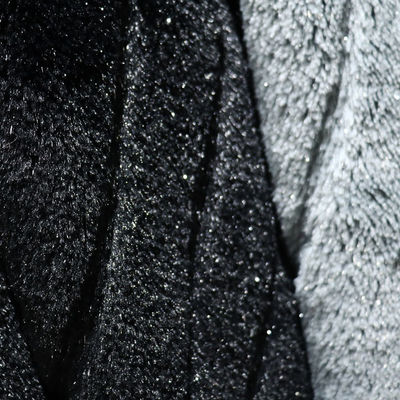 Good price 100% polyester Koralen Vlies Valse bont Verwarmde deken Minky Zwarte Valse bont Gooi deken online