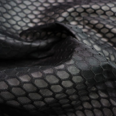 Good price 100% Polyester Mesh Stof Gebreide Airmesh Adembenemend Spacer Mesh Fijn Zwart Mesh Stof online