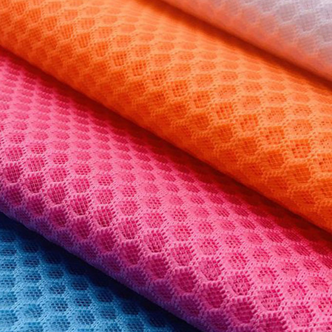 100% polyester gerecycled polyester mesh gebreide airmesh 3D mesh materiaal 5
